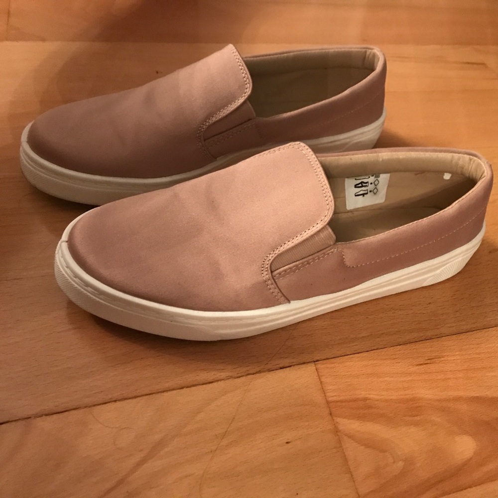 BCBG slip ons
