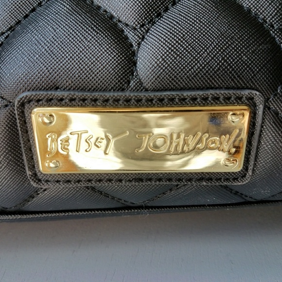 Betsey Johnson Large Bow Tie Tote - Picture 3 of 8