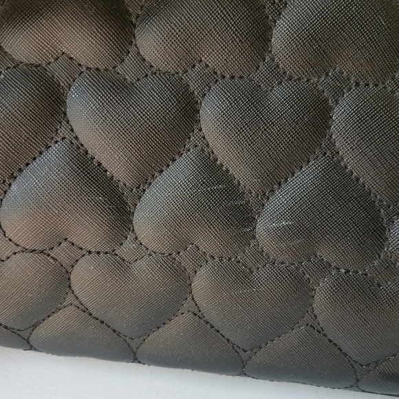 Betsey Johnson Large Bow Tie Tote - Picture 8 of 8