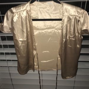 Brandy Melville silk tie shirt size is OS