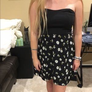 Super cute sundress
