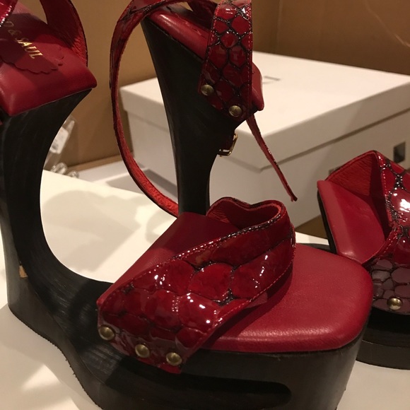 Shoes - Picture 3 of 3