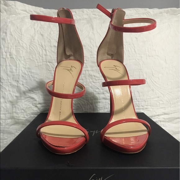 Giuseppe Zanotti heels! - Picture 2 of 4
