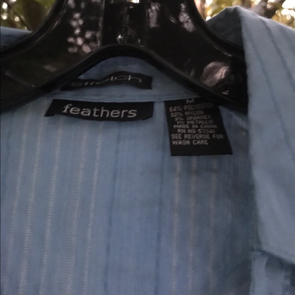 Feathers Stretch Blue Button Up Fitted Blouse Sz M - Picture 1 of 6