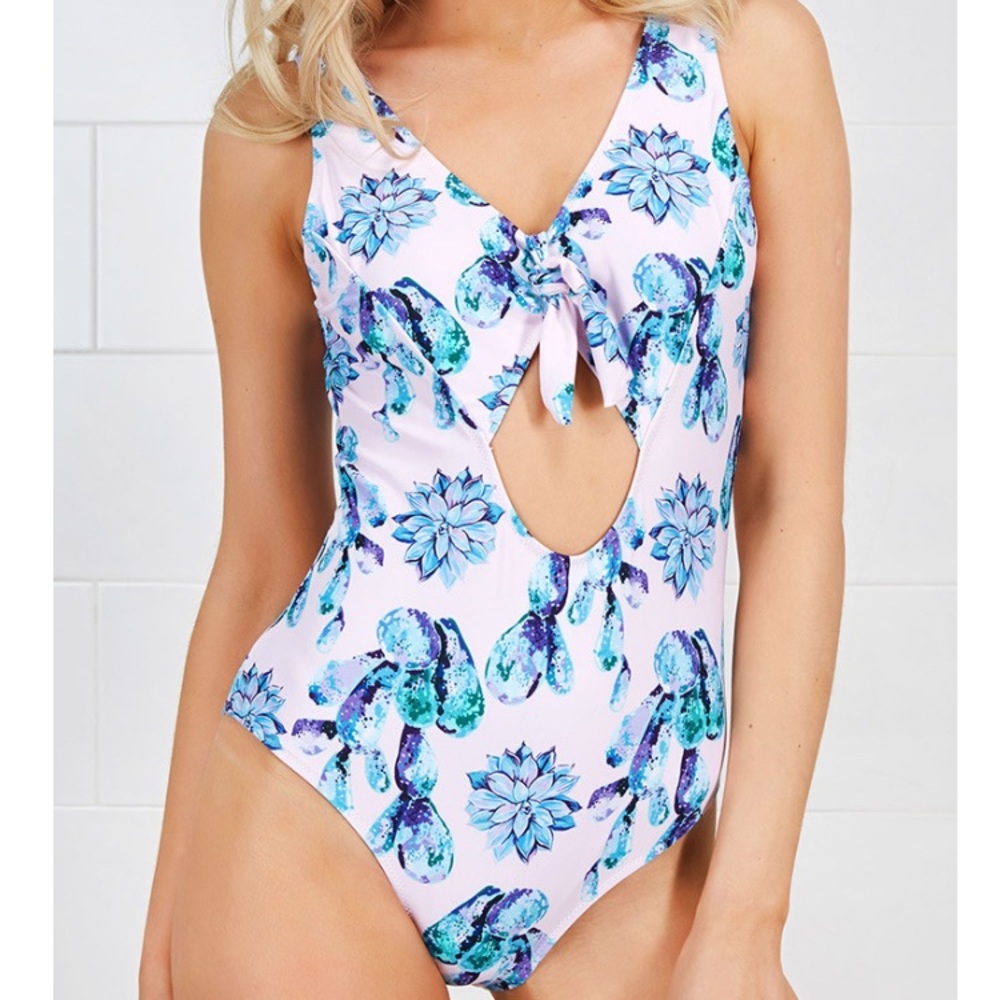 One piece swimsuit