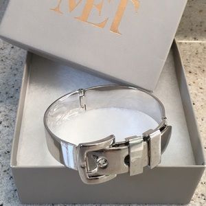 The Met Parisian Buckle Belt Bracelet NWT
