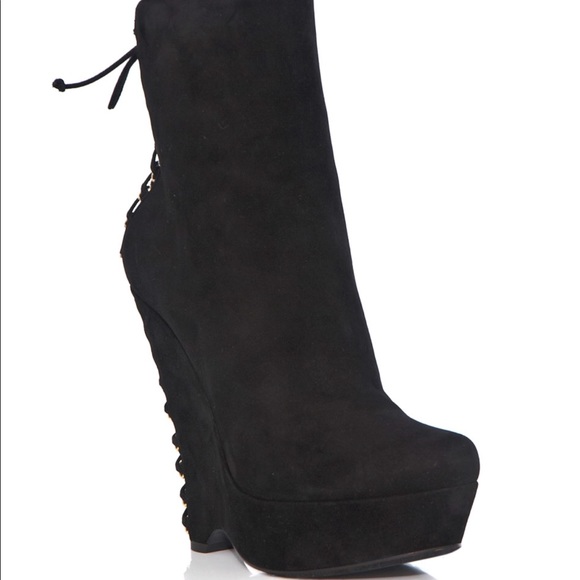 Authentic YSL boots - Picture 1 of 6