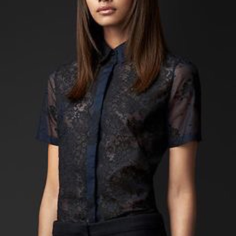 Burberry Prorsom Short-Sleeve Lace Blouse