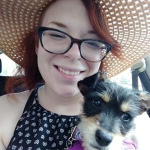 Meet your Posher, Hannah