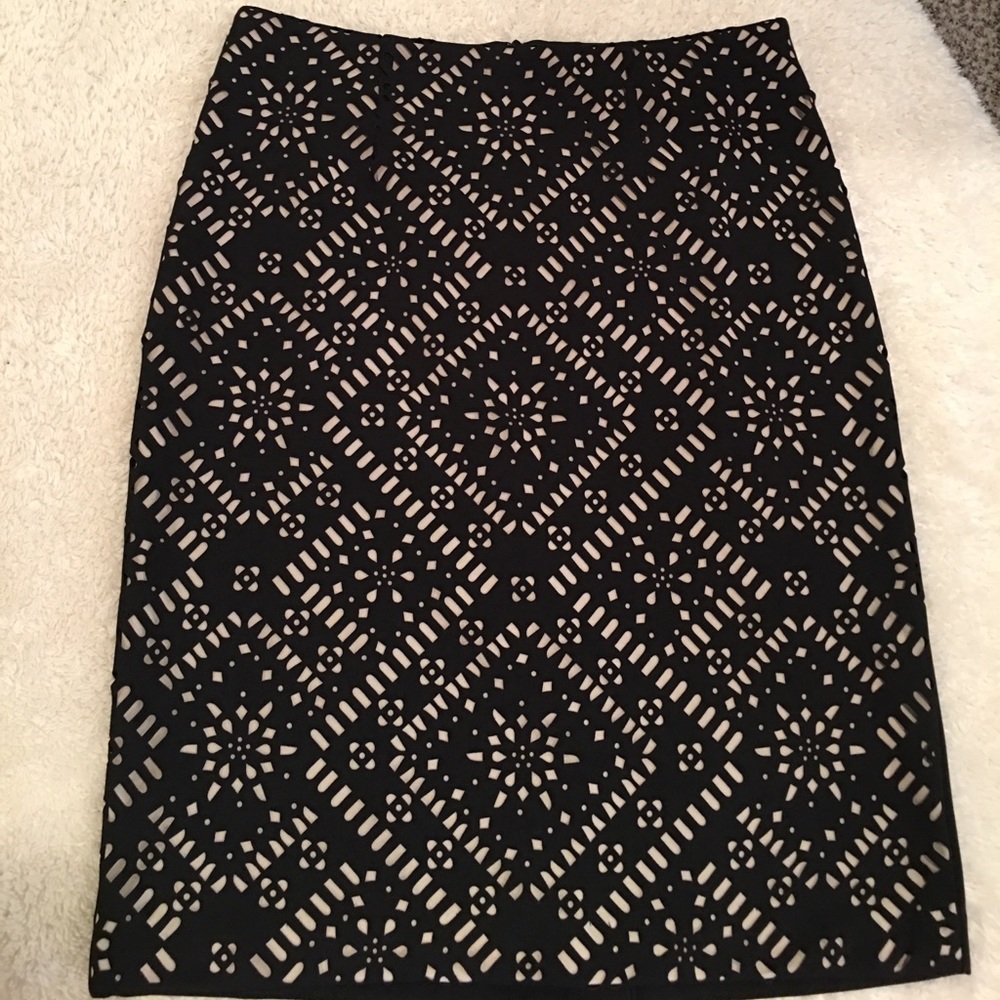 Chico's Laser Cut Out, Lined Straight Skirt.