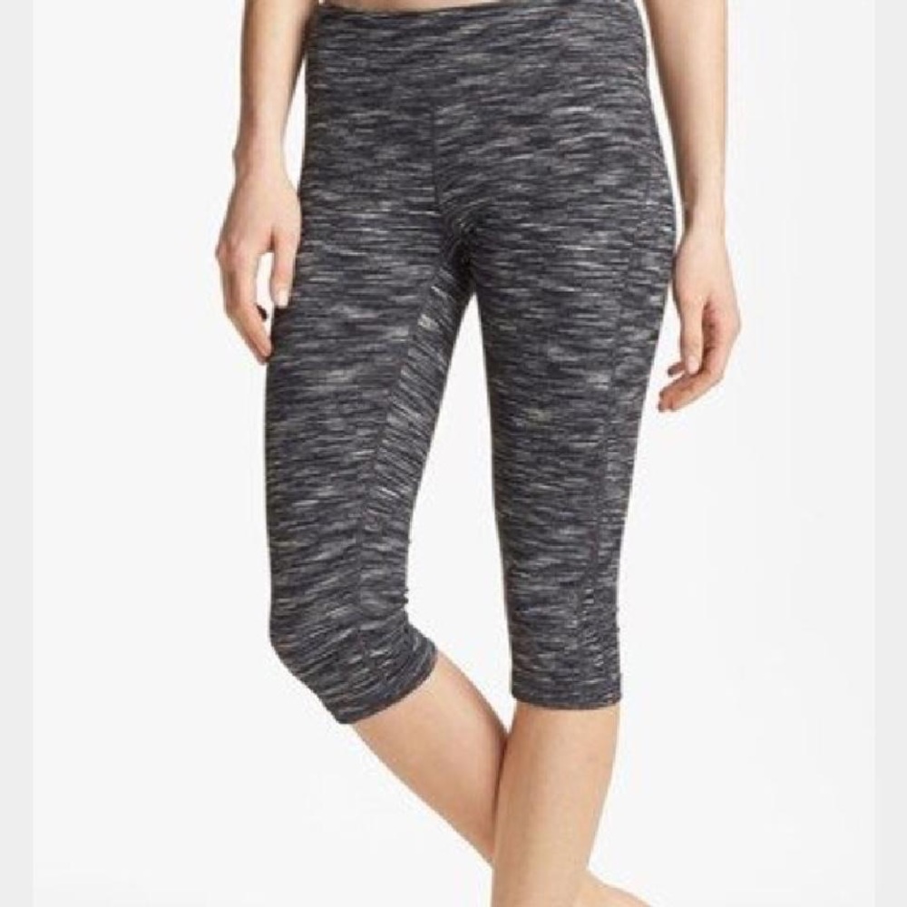 Perfect condition Zella crop leggings, worn once