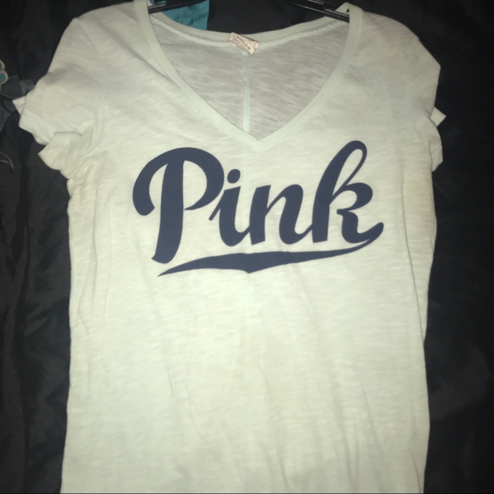 ❗️FLASH SALE❗️VS PINK XS SHIRT