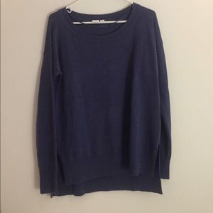 Gap sweater