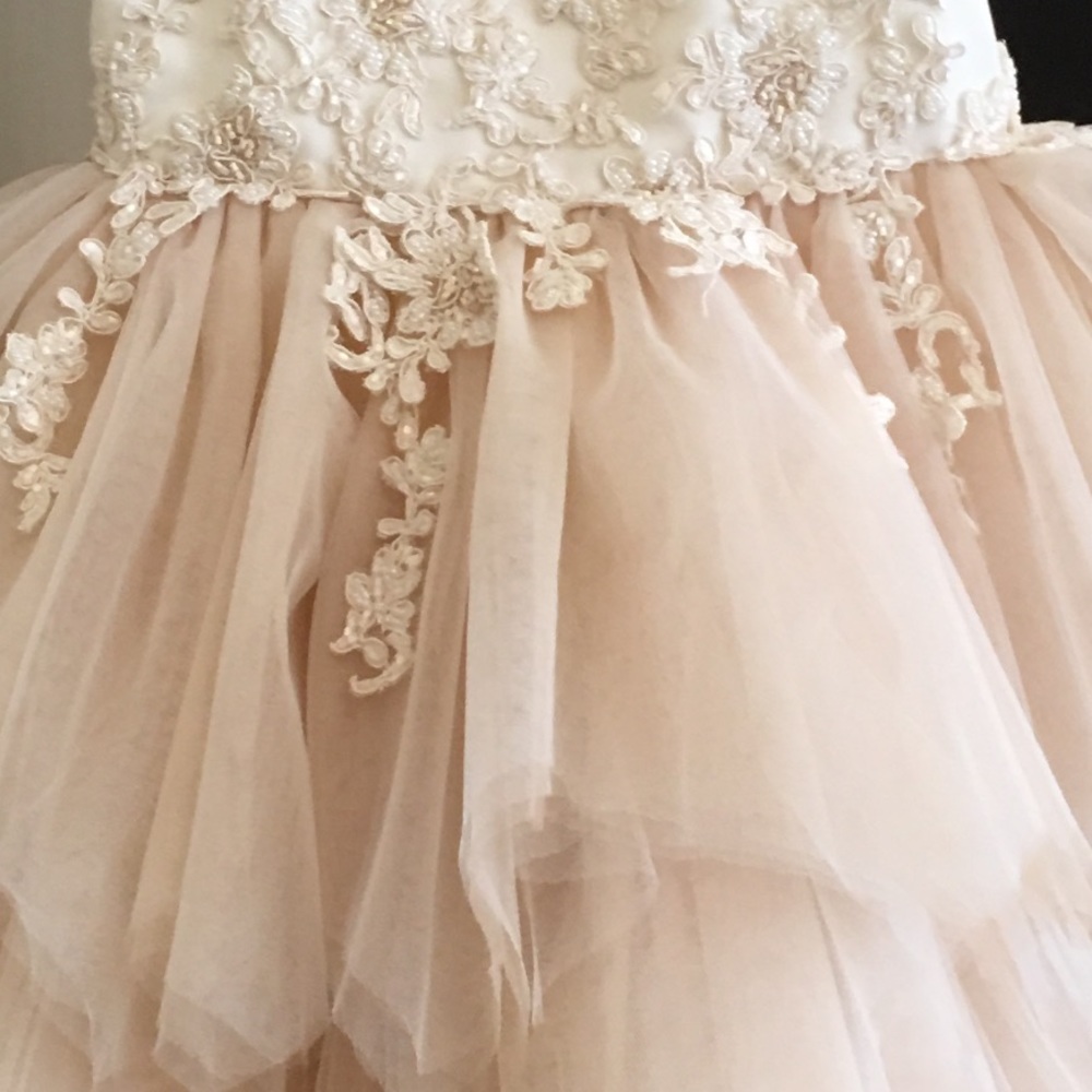 Meet your Posher, Alexandra