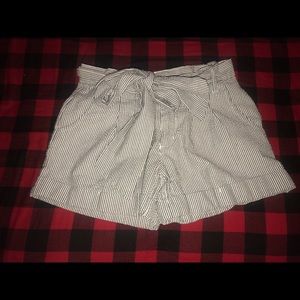 Lauren James seersucker bow shorts