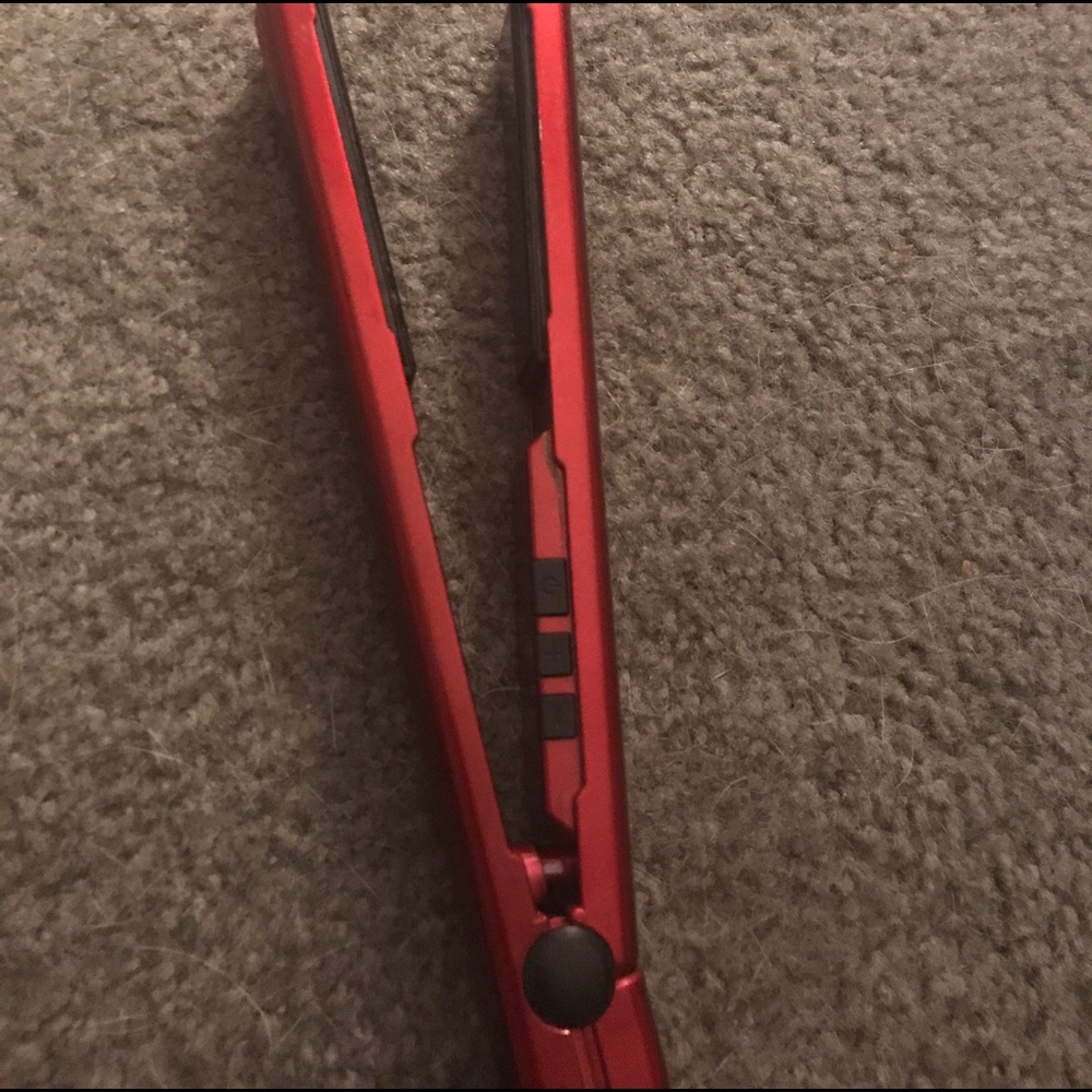 Hair straightener