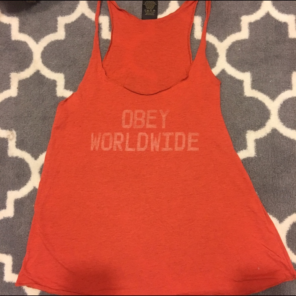 Obey tank
