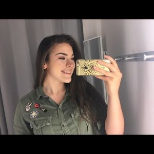 Meet your Posher, Milica