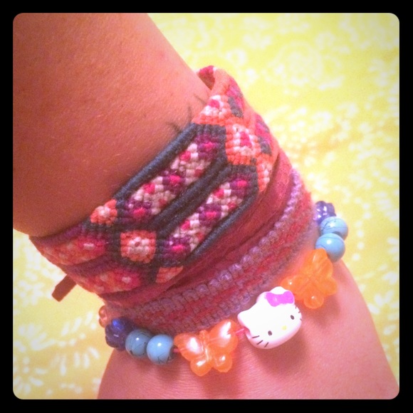 BRACELETS SET OF FOUR - Picture 2 of 8