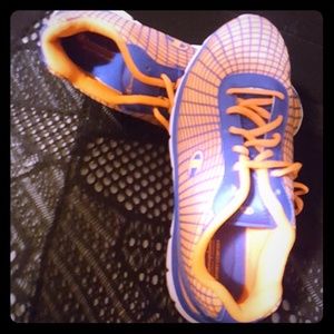 Men's or women's Champion Neon gym shoes