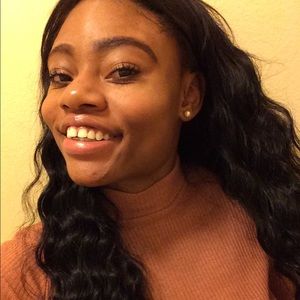 Meet your Posher, Sierra