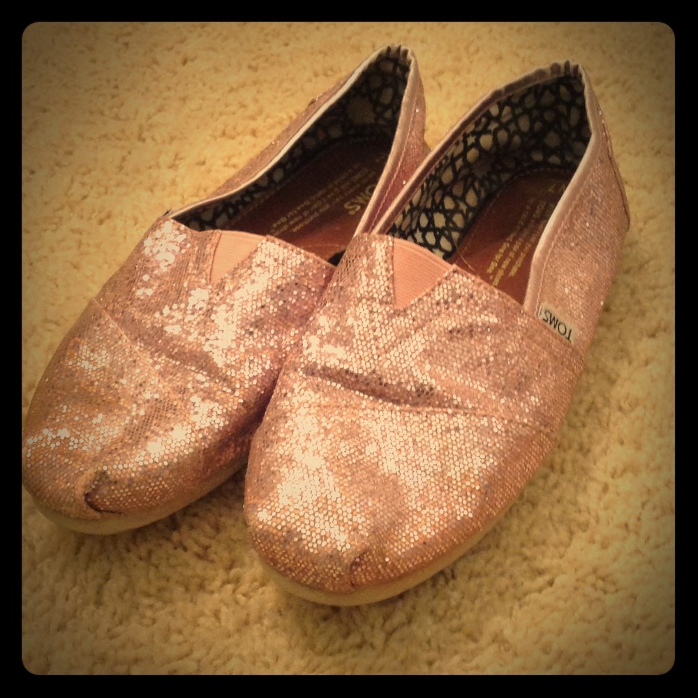 Pink sparkle Toms