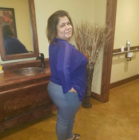 Meet your Posher, Nori - Picture 2 of 2