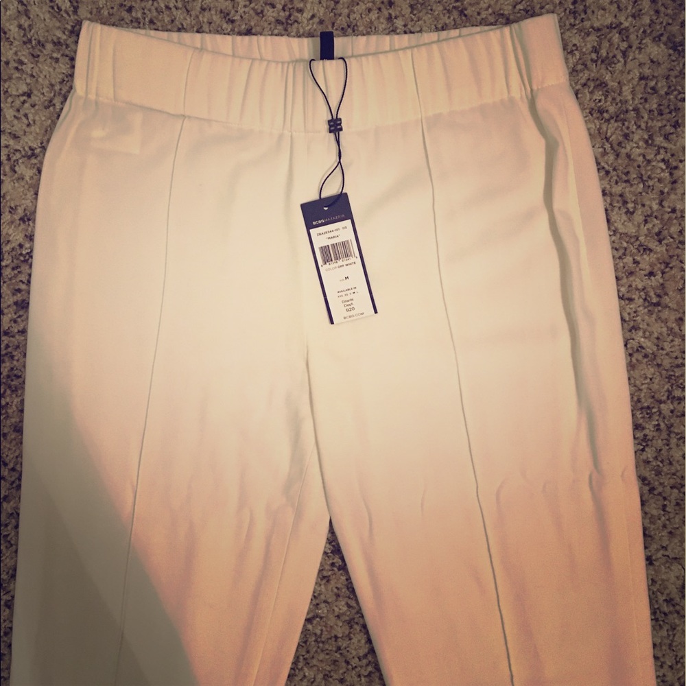 White BCBG elastic waistband pants.