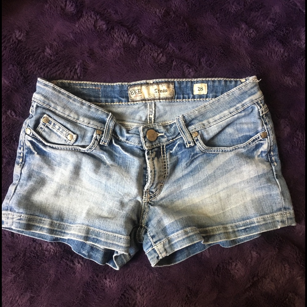 BKE Stella cut off jean shorts