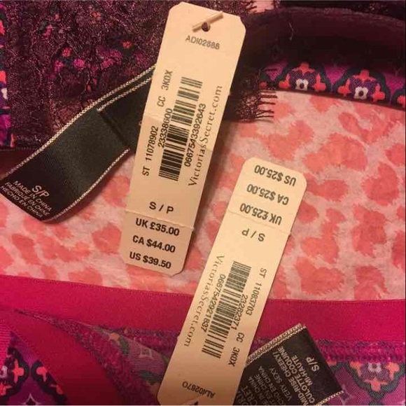 SOLD❌Victoria's Secret set - Picture 3 of 3