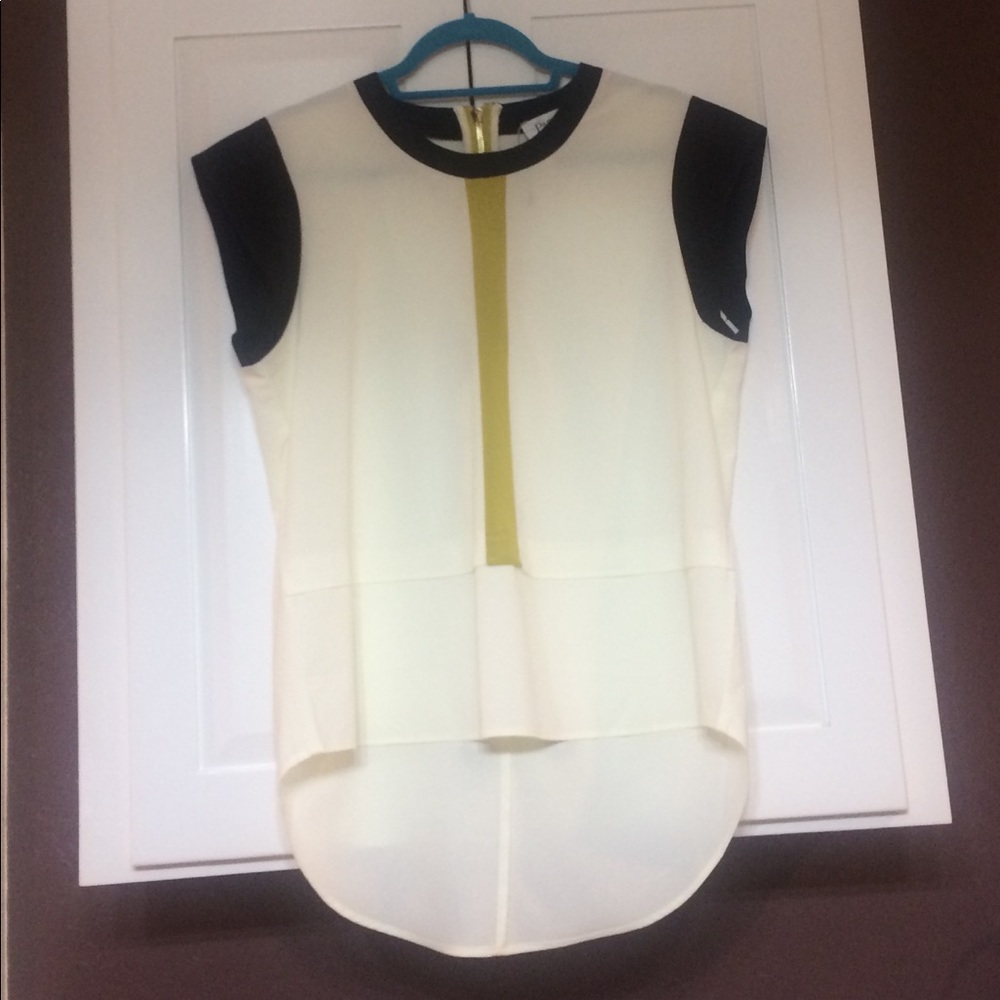 Patrizia Luca Top • Back Gold Zipper • High/Low