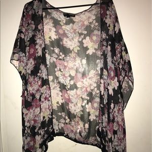 FLORAL KIMONO