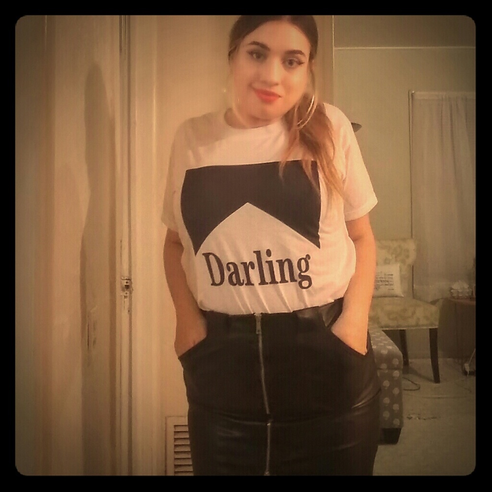 Brand new DARLING TEE