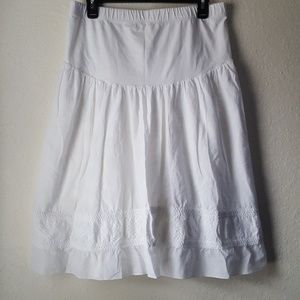 Size medium maternity skirt