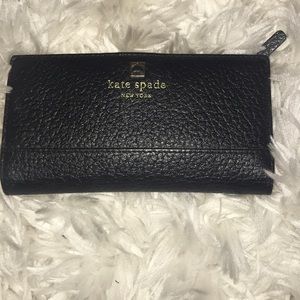 Kate Spade black snap wallet