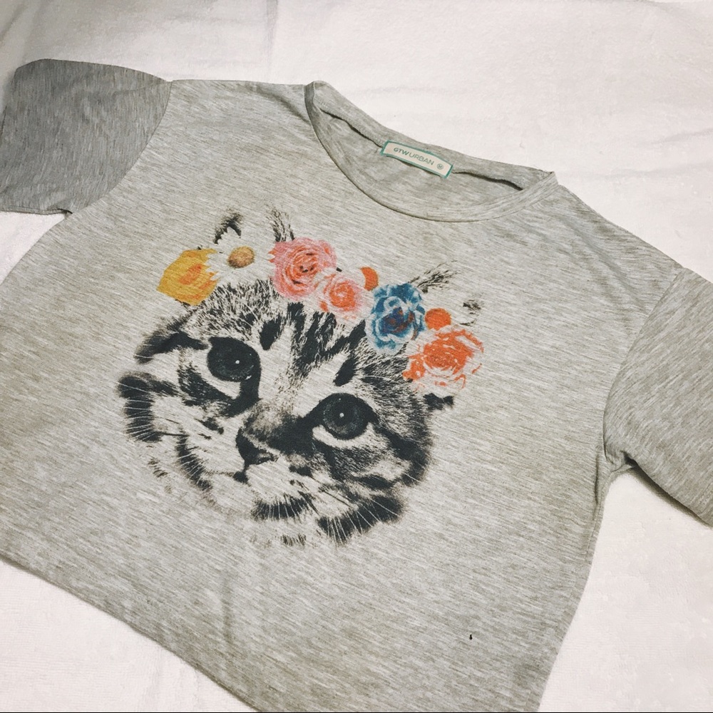 Kitty crop top