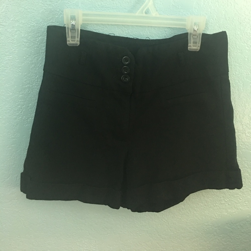 Black short