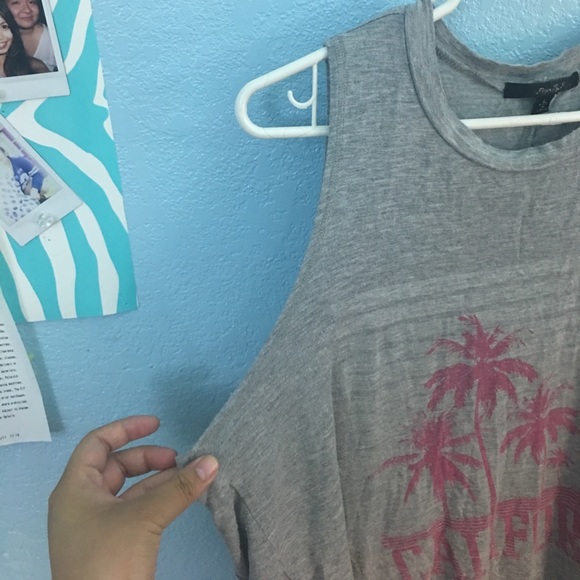 Shirt - Picture 5 of 5