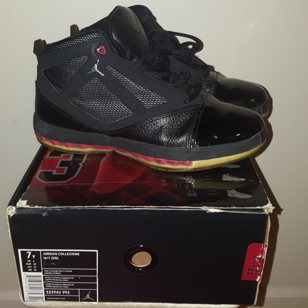 Air Jordan retro 16s