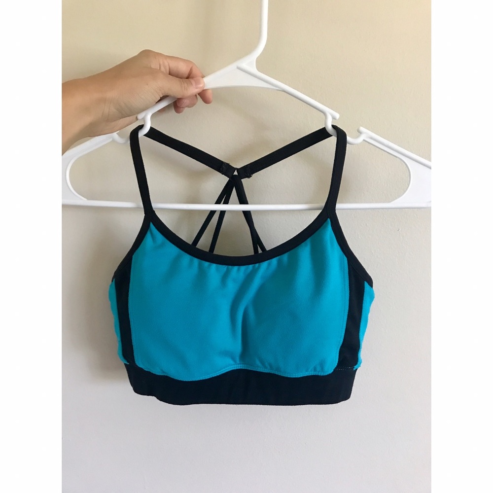 Jessica Simpson racer back sports bra