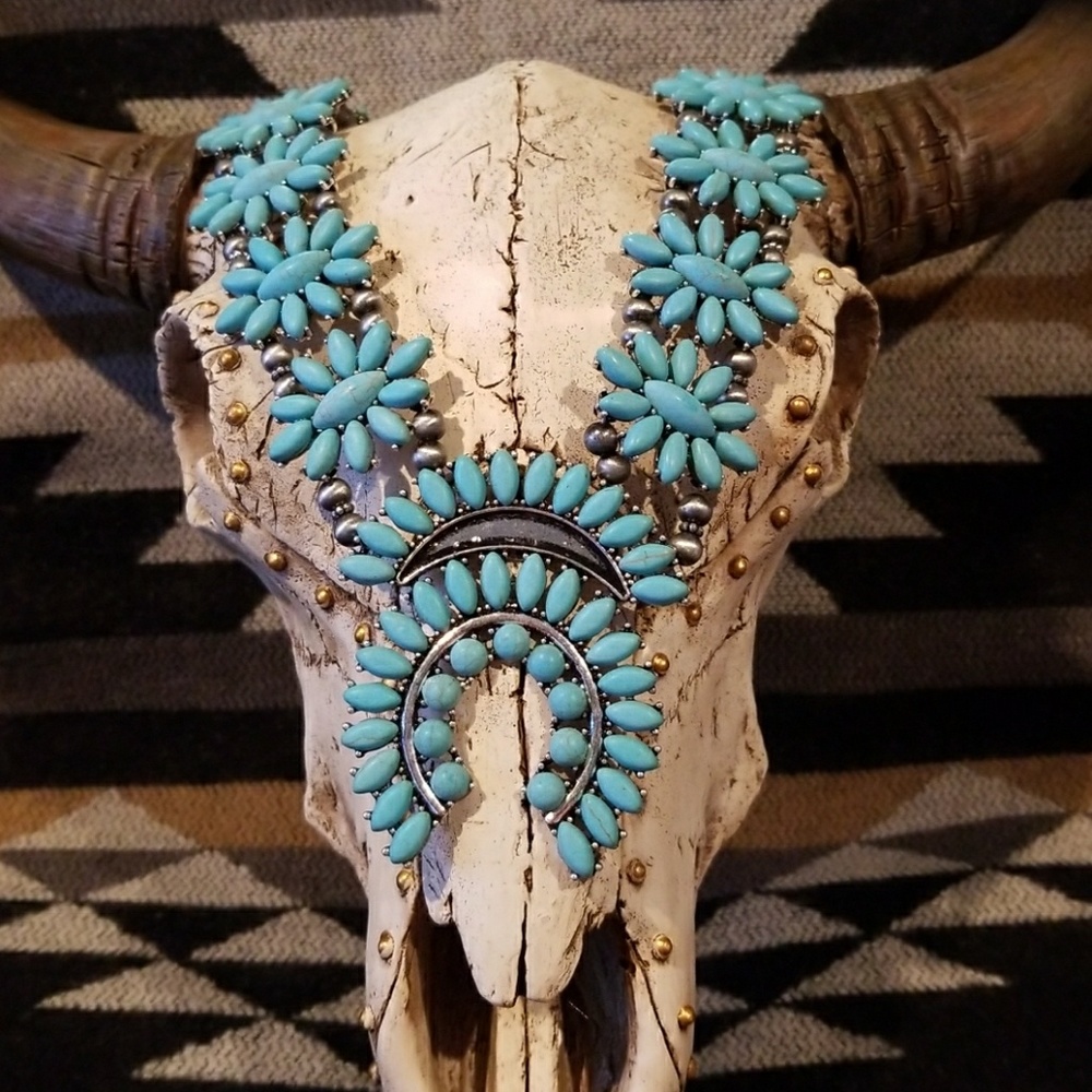 Gorgeous Longer Squash Blossom Necklace