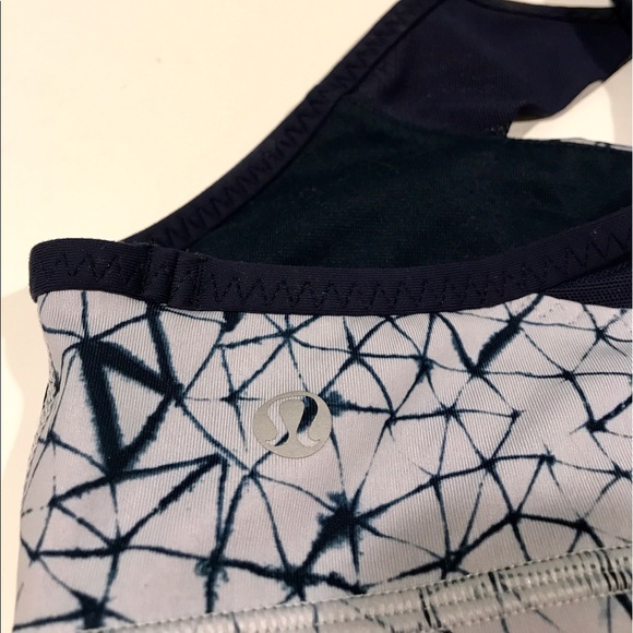 Lululemon navy and light blue razor back bra - Picture 3 of 3
