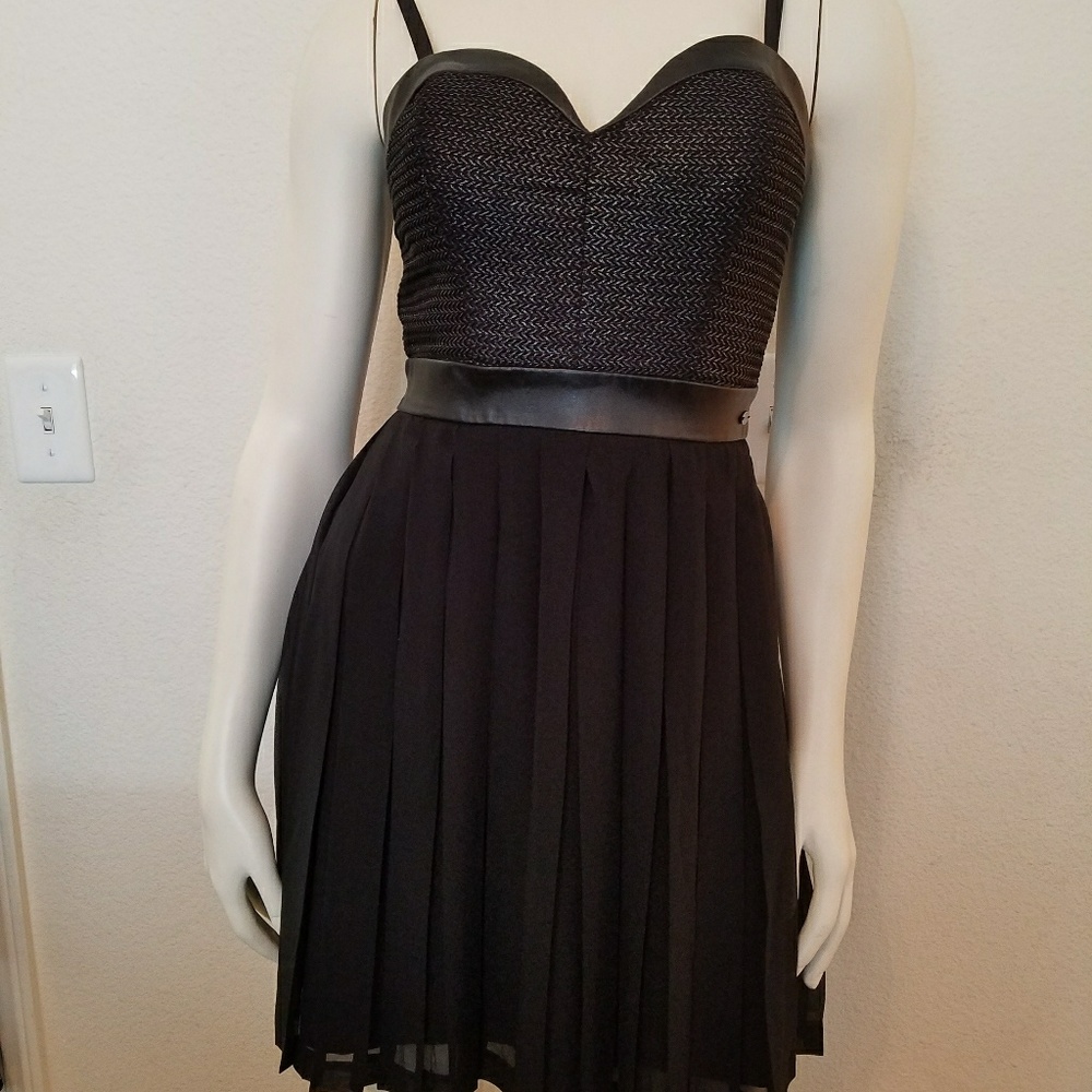 Women's clothing