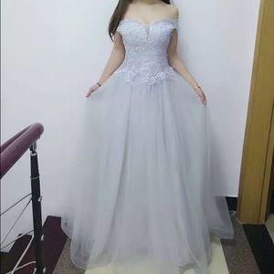 Beautiful grey wedding gown dress prom