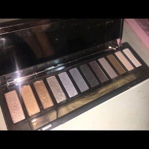 Urban Decay Naked Smoky
