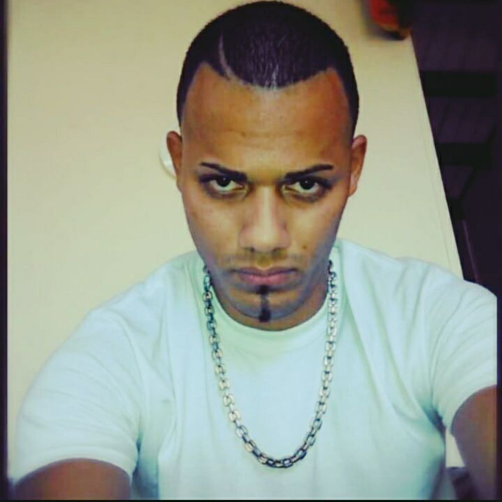 Meet your Posher, Elvin