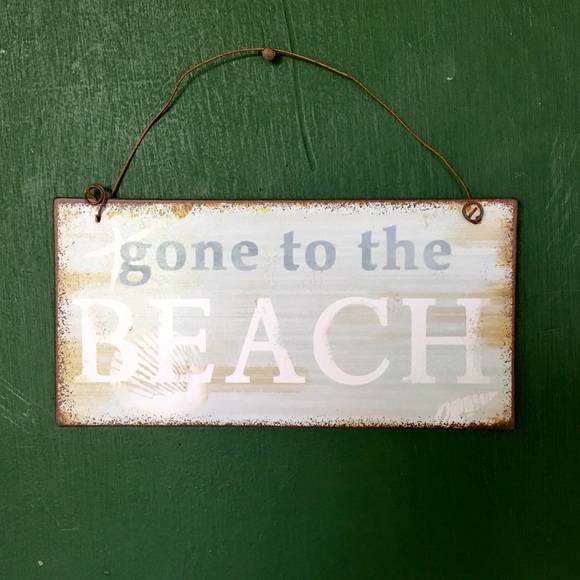 Vintaged Metal Door Sign 'Gone to the ๐ Beach' - Picture 5 of 6