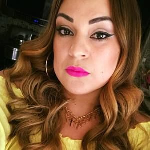 Meet your Posher, Adriana