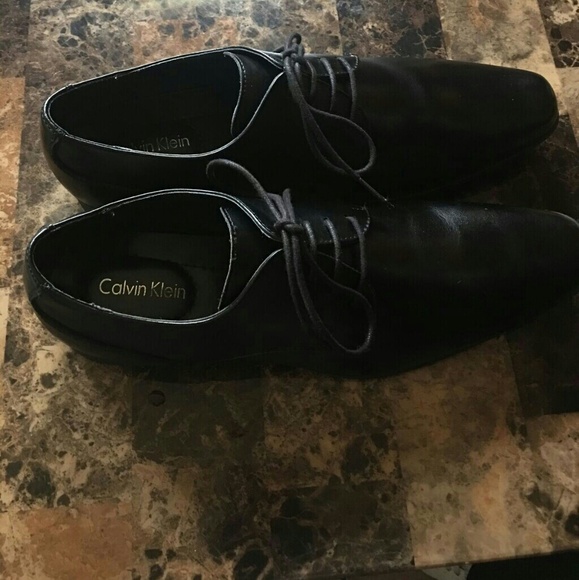 CALVIN KLEIN Brodie Burnished Dress Shoe Black EUC main image 5