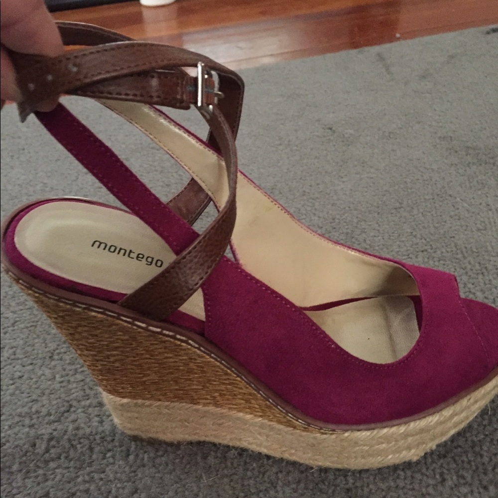NIB Wedges